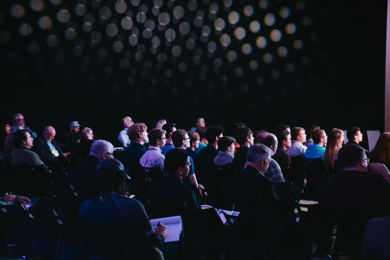 Executive audience at a premium technology conference
